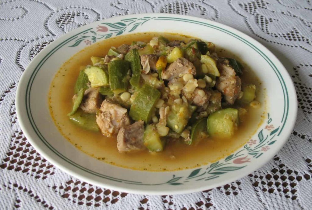 Carne con Rajas Verdes