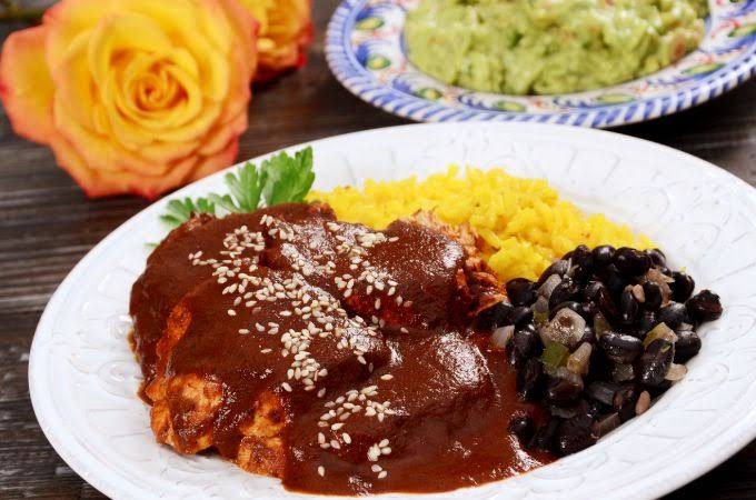 Chilmole de pollo tabasco