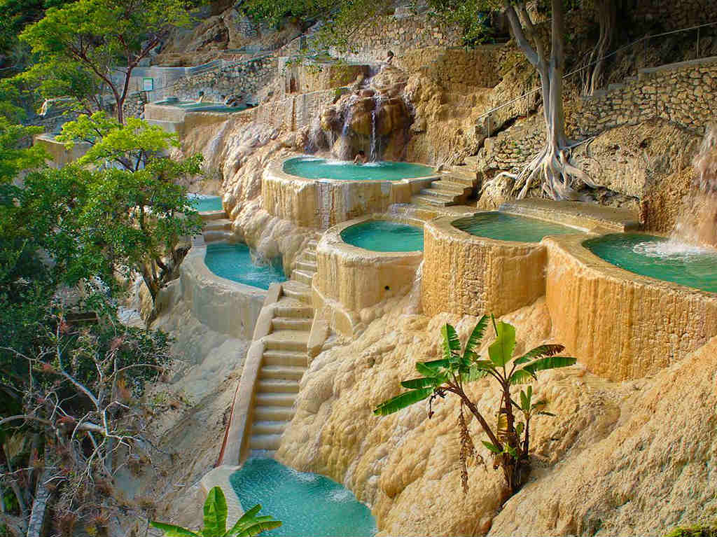Grutas de Tolantongo atractivo naturla mexico
