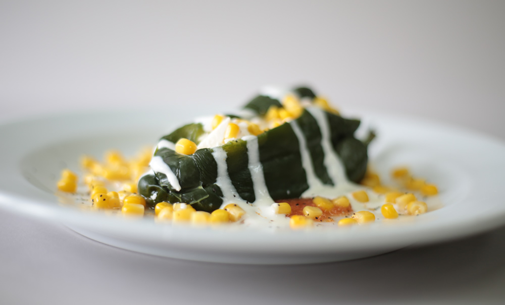 Chiles rellenos estilo chihuahua
