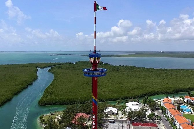 Torre escénica caracteristica de Cancun
