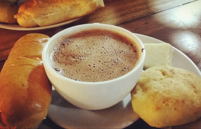 rico chocolate santafereño bebidas colombianas