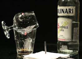 Sambuca bebida italiana