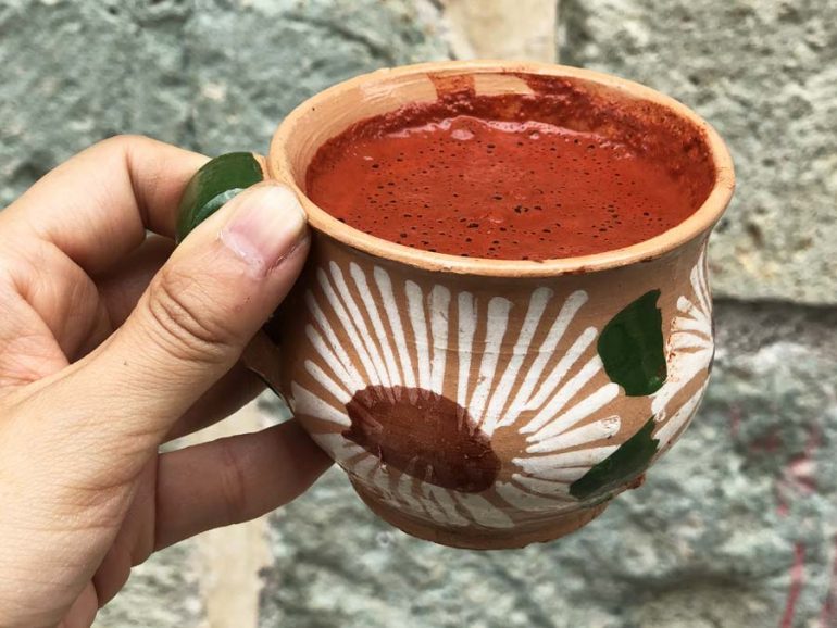 Atole rojo bebida tipica de oaxaca