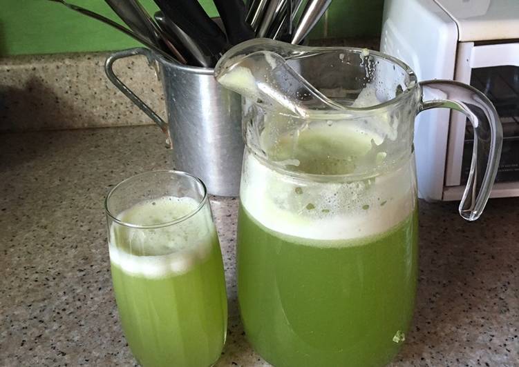 piña con chaya bebida refrescante de yucatan