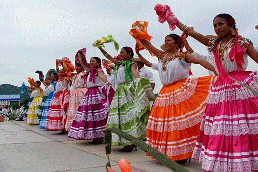 Trajes Típicos de Pinotepa Nacional
