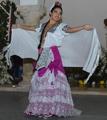 traje tipico de campeche de mujer