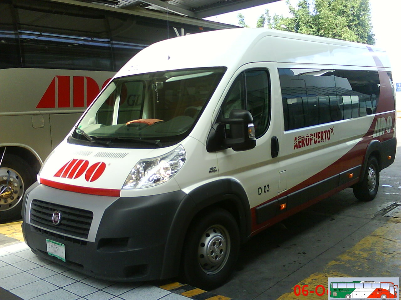 vans para ir del aeropuerto de cancun a playa del carmen
