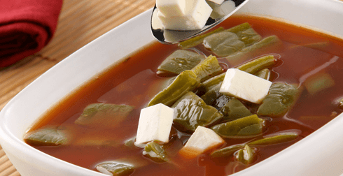 Caldo de nopales