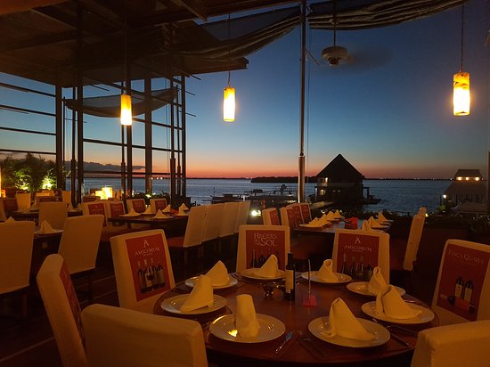 Puerto Madero restaurante romántico cancun