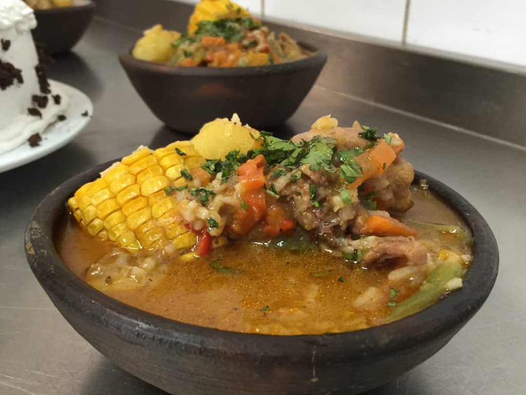 La caldosa platillo de cuba