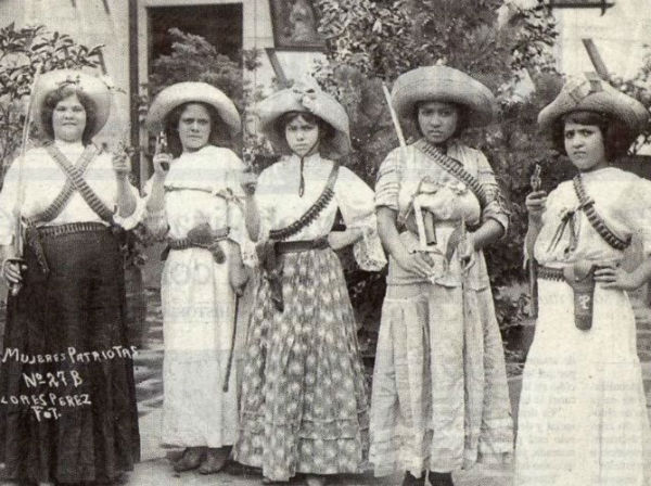 adelita vestimenta de durando