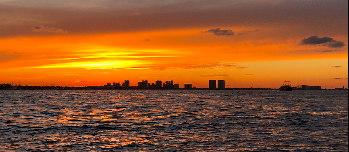disfrutar de los atardeceres cosas que puedes hacer gratis en cancun