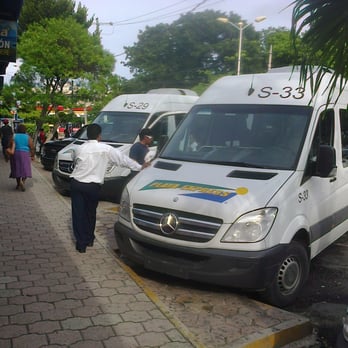 vans para ir a xcaret