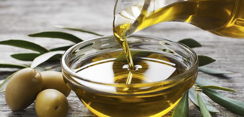 Los aceites vegetales para quitar el maquillaje y cuidar la piel