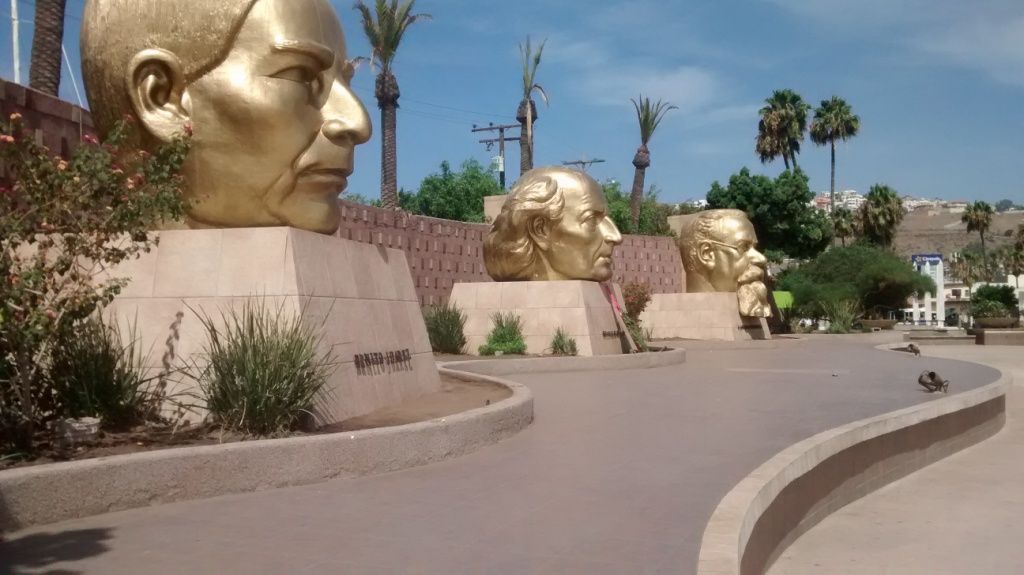 plaza civica ensenada que hacer y ver