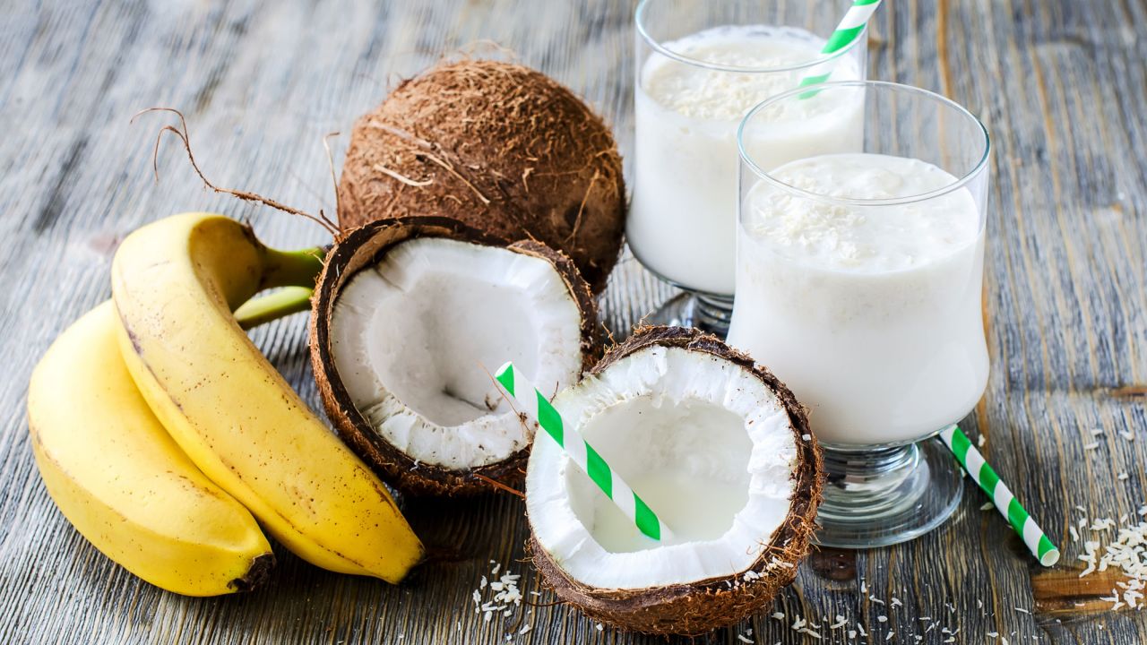 Batido de coco de brasil bebida brasileña