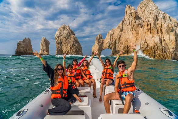 Entre las cosas que puedes hacer en san jose del cabo es Conocer el arco de Los Cabo