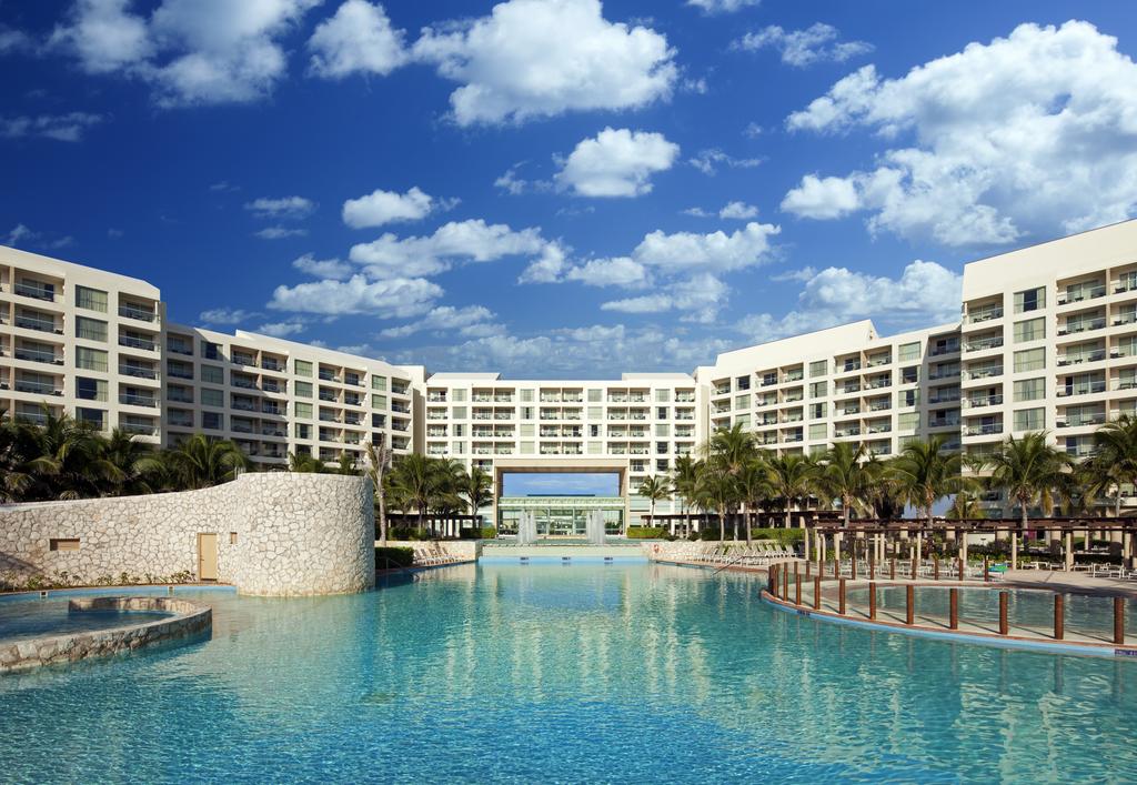 The Westin Lagunamar Ocean Resort Villas & Spa Cancun
