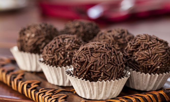 Brigadeiro dulces y postres brasileños