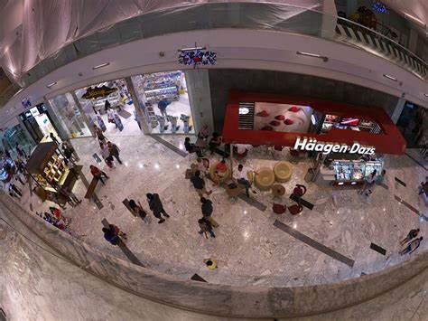 plaza las americas - lugares famosos de cancun