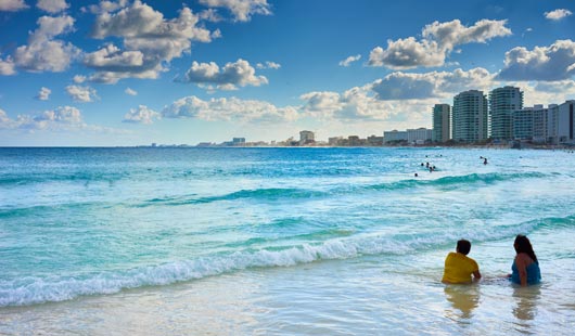 que hacer en zona hotelera cancun - disfrutar de sus playas