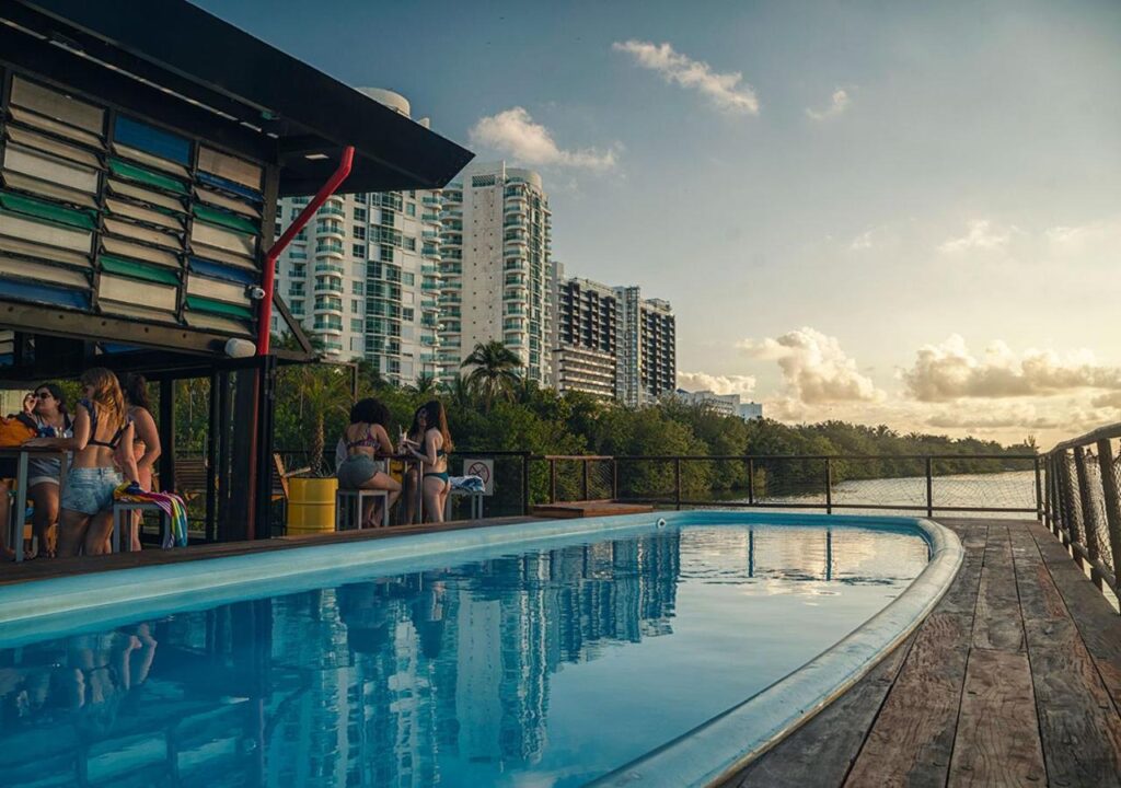 Mayan Monkey Hotel & Hostel