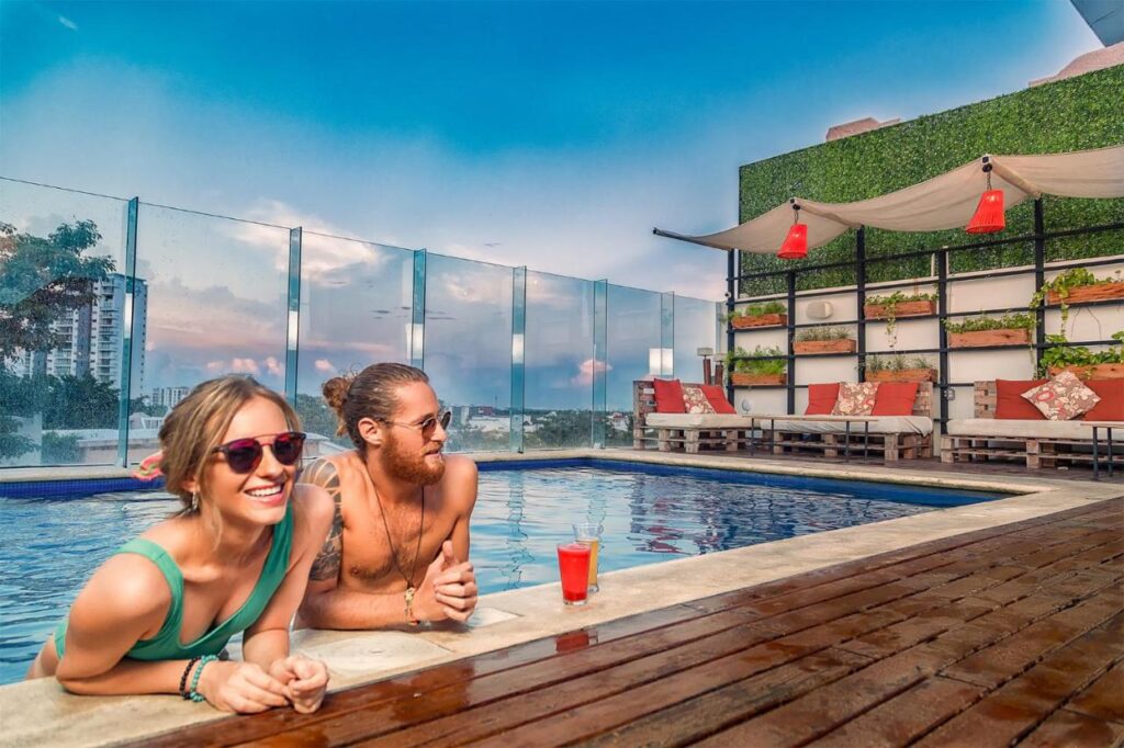 Nomads Hotel & Rooftop Pool Cancún