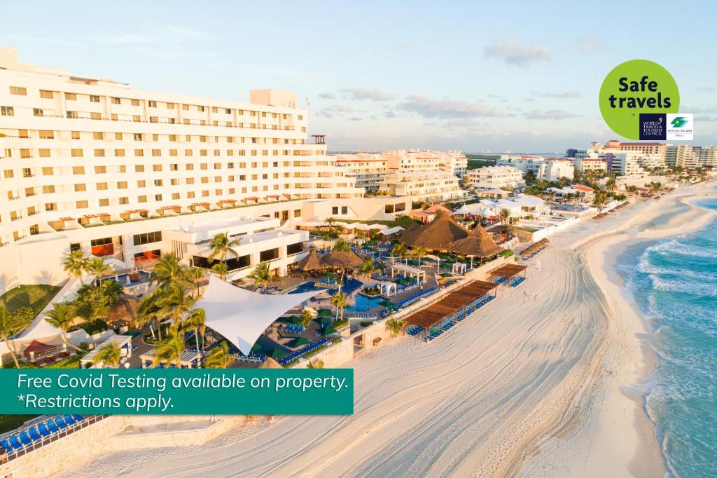 Hoteles en Playa Delfines Cancún