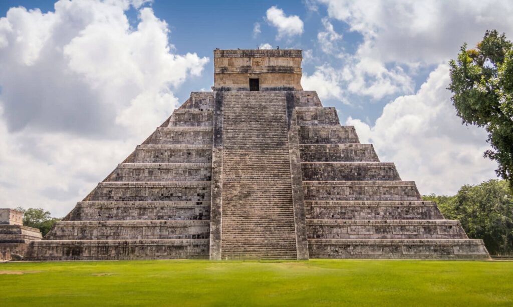 Pirámide de El Castillo - chichen itza