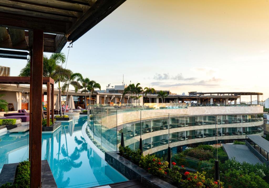 tompson solo adultos - mejores resort playa del carmen