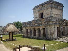 El Templo de los Frescos