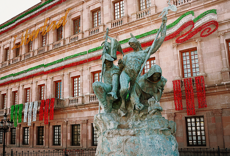 Plaza de la Nueva Tlaxacala - que hacer en saltilo