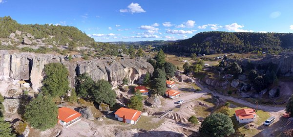 cueva de los leones creel
