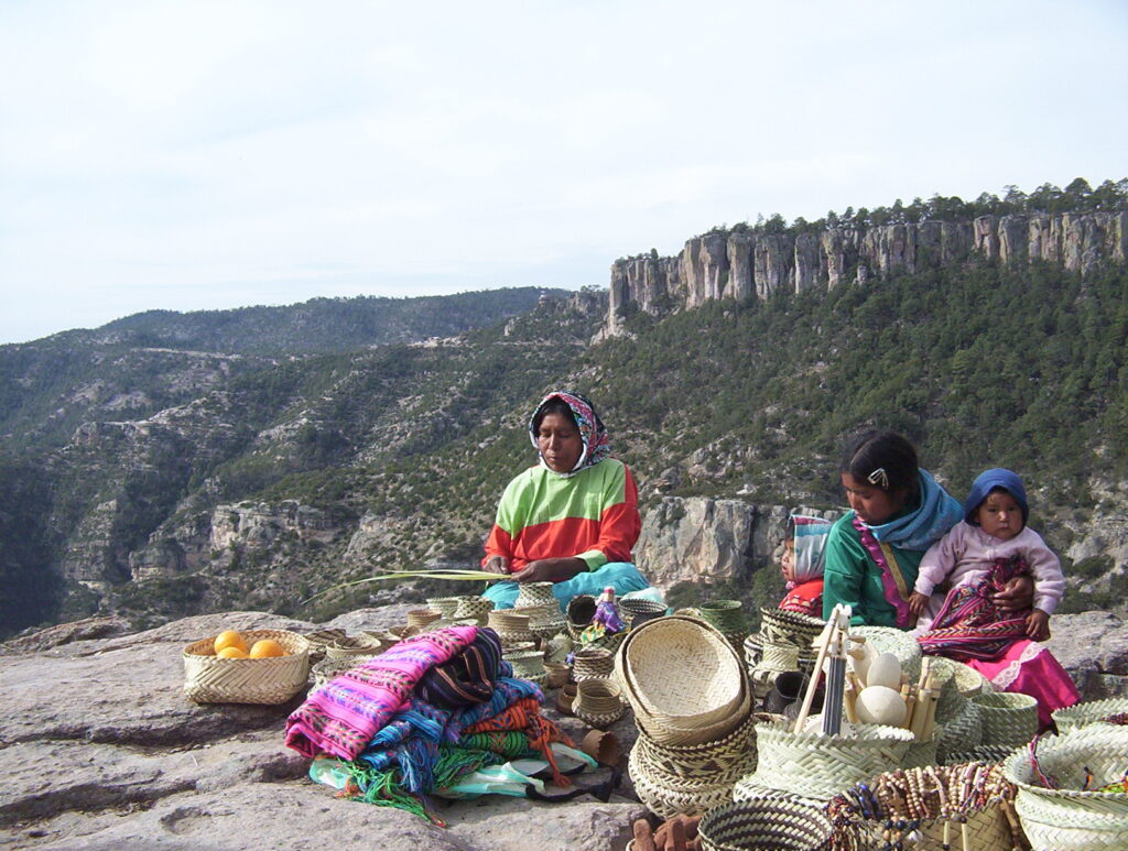 Los Tarahumaras barrancas de cobre