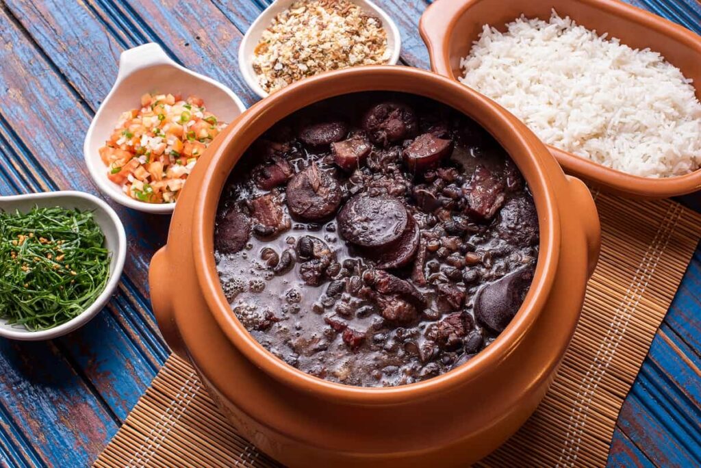 Feijoada comida brasileña