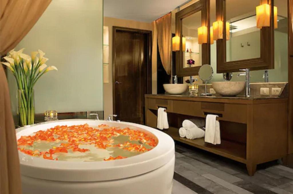 Dreams Vallarta Bay Resorts & Spa