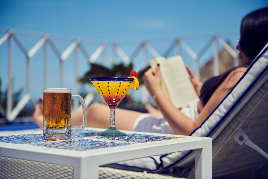 Hotel Luxury Patio Azul