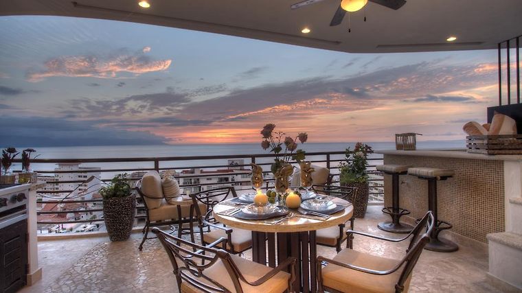 Pinnacle Resorts 180