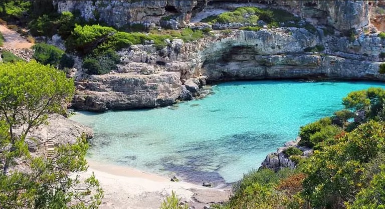 Calas vírgenes mallorca